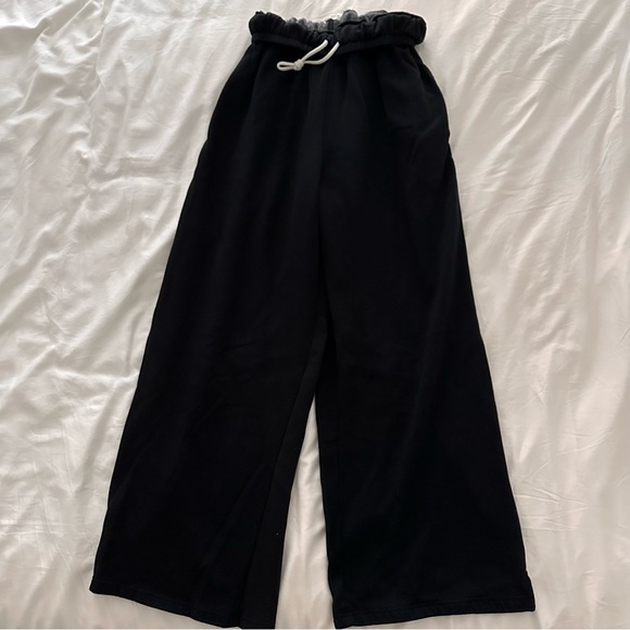 Ardene Women Wide Leg Sweatpants with Fold Over Waistband in Black Size S - Picture 3 of 5